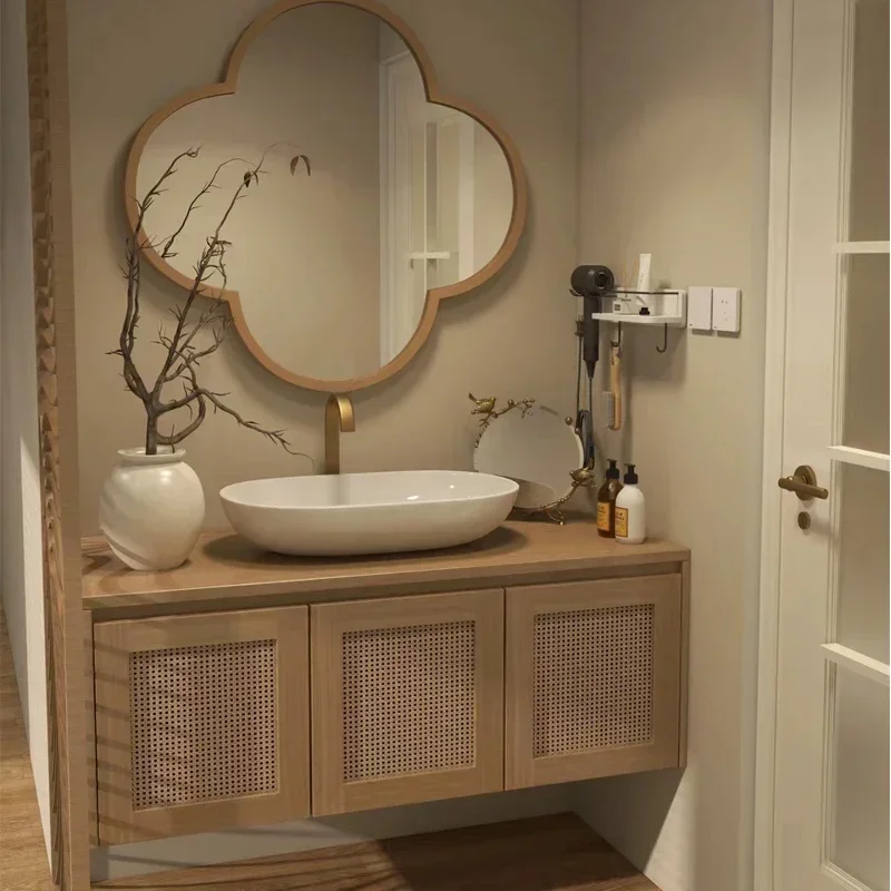 Japońskie szafki łazienkowe z  – Japanese Home Bathroom Design recenzja i cena