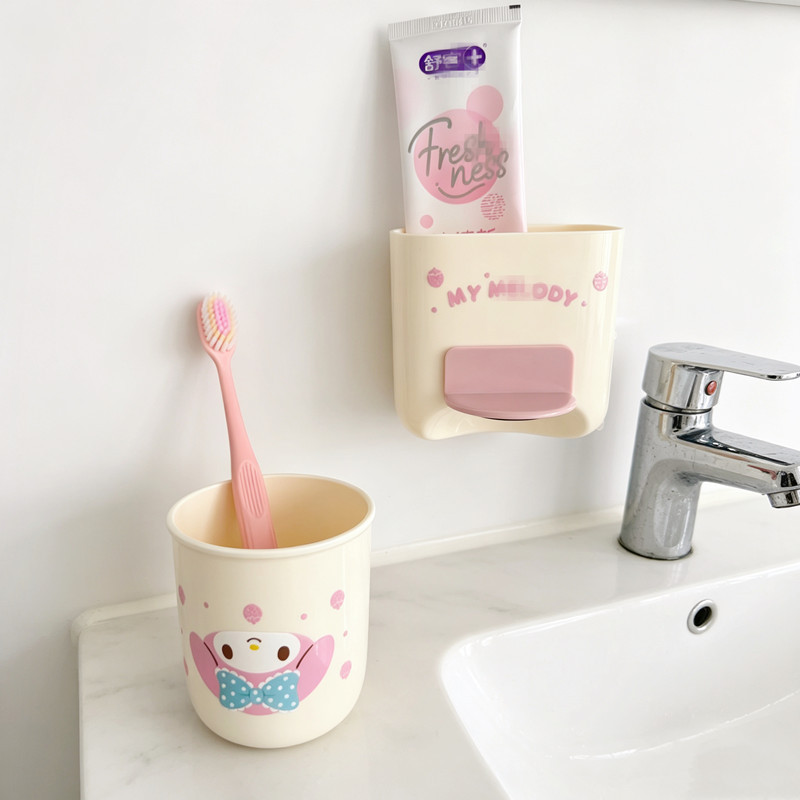 Uroczy pojemnik na szczoteczki – Home Goods Bathroom recenzja i cena