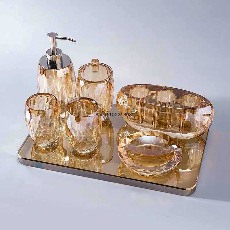 Kryształowy Zestaw Akcesoriów  – Zara Home Bathroom recenzja i cena